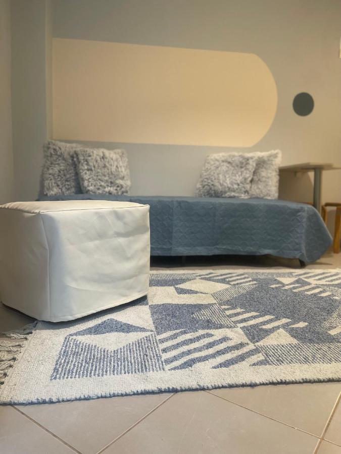 Cozy Minimal Apartment Pireu Exterior foto