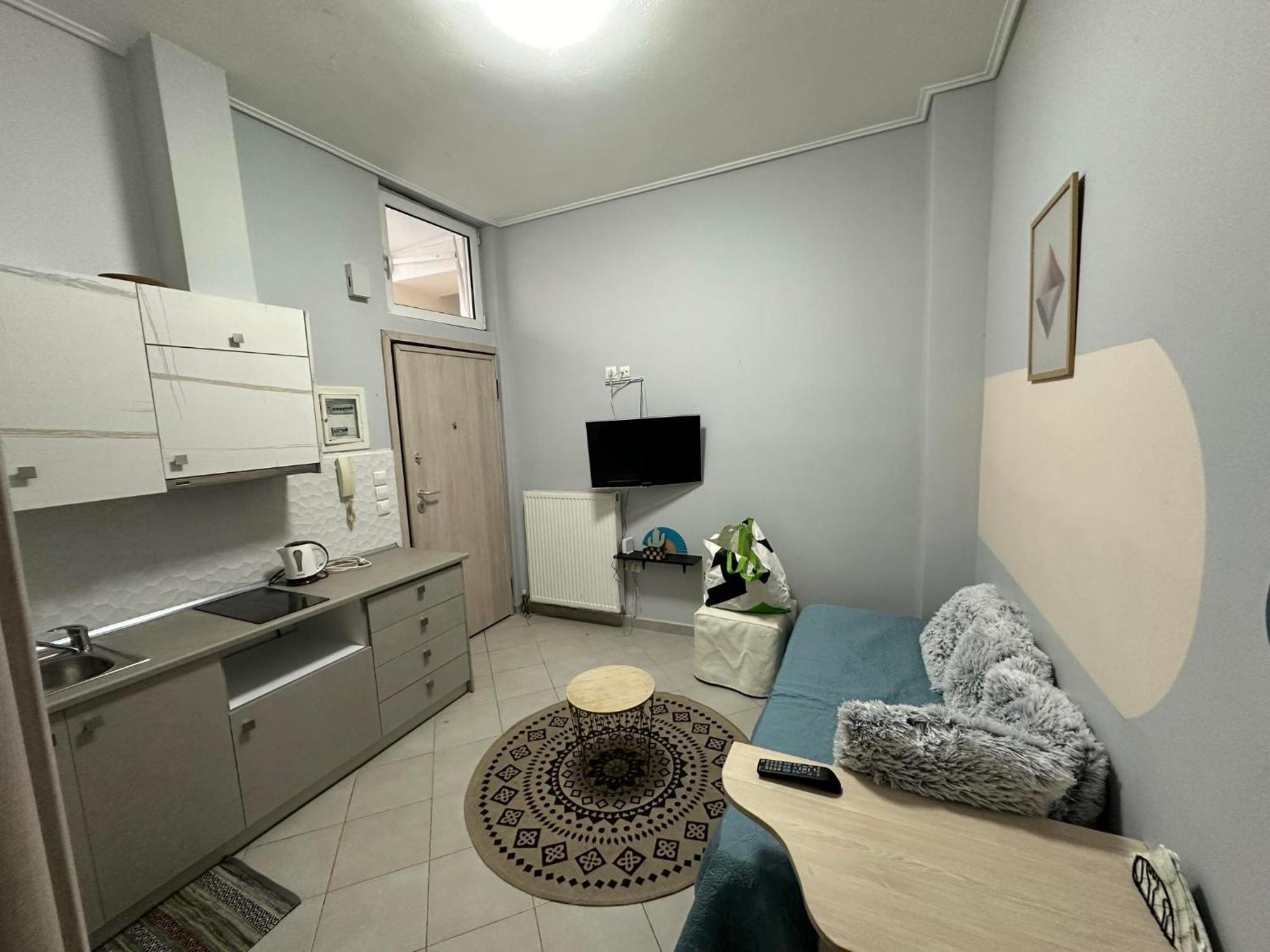 Cozy Minimal Apartment Pireu Exterior foto